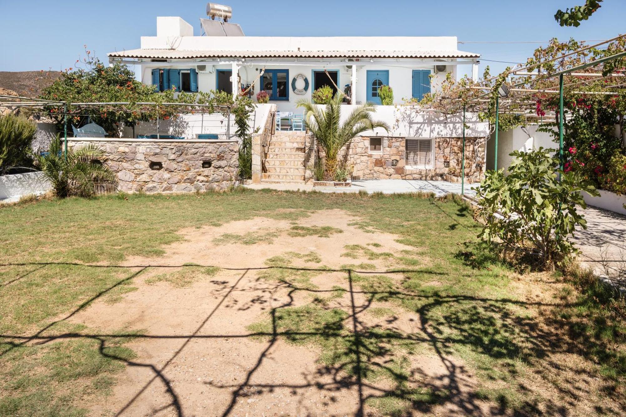Beachfront Lampis Dolphin 4 Skála Exterior photo